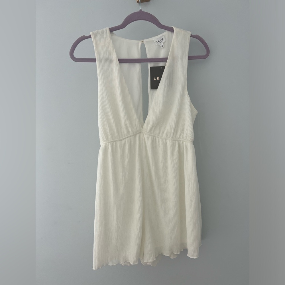 Le Lis Collection ~ Deep V Romper